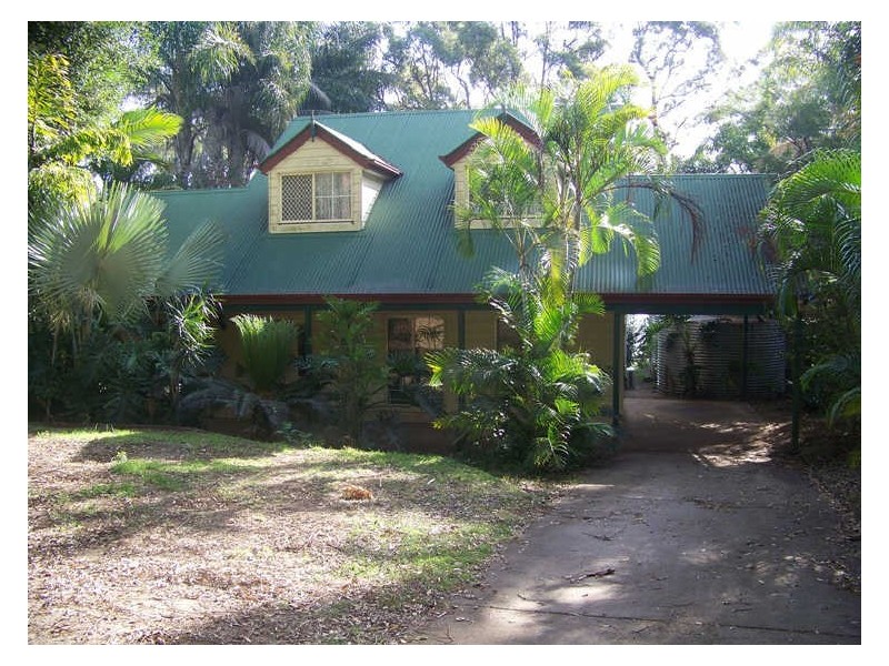 23 Coast Rd, Macleay Island QLD 4184