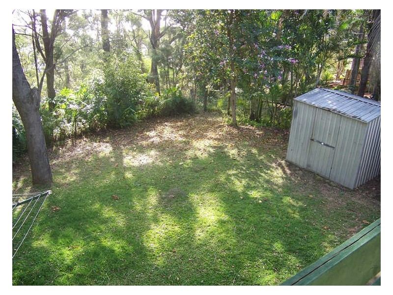23 Coast Rd, Macleay Island QLD 4184