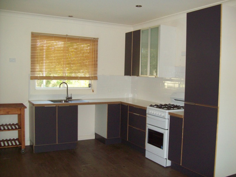 3 Parakeet Street, Macleay Island QLD 4184