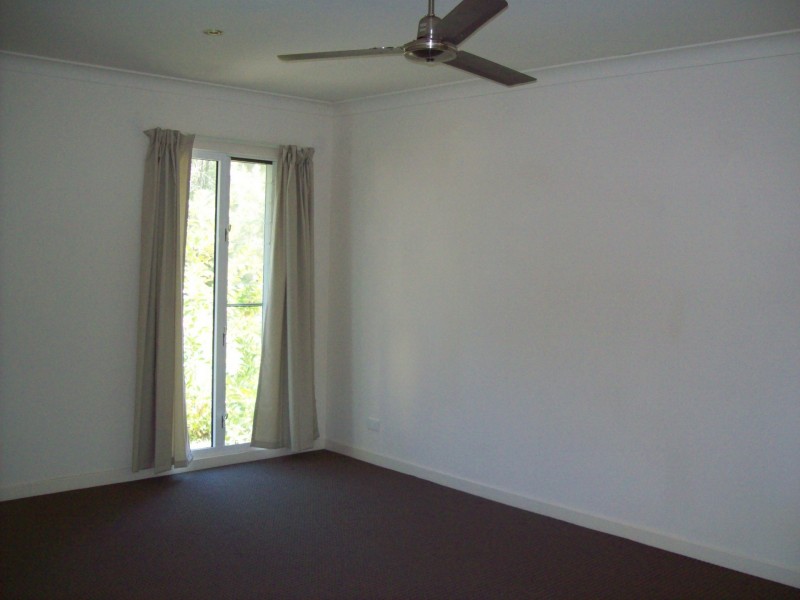 3 Parakeet Street, Macleay Island QLD 4184