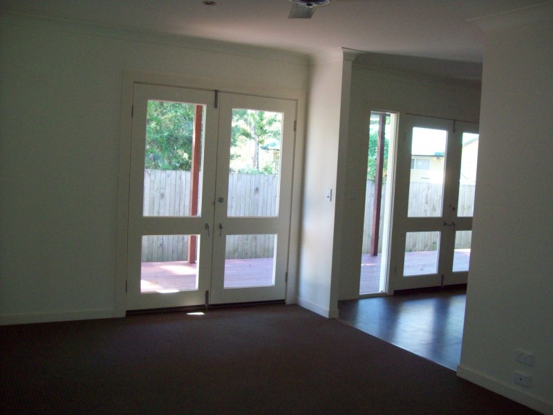 3 Parakeet Street, Macleay Island QLD 4184