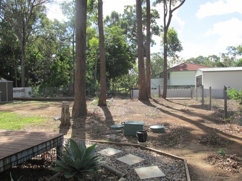 19 Pecan Street, Macleay Island QLD 4184