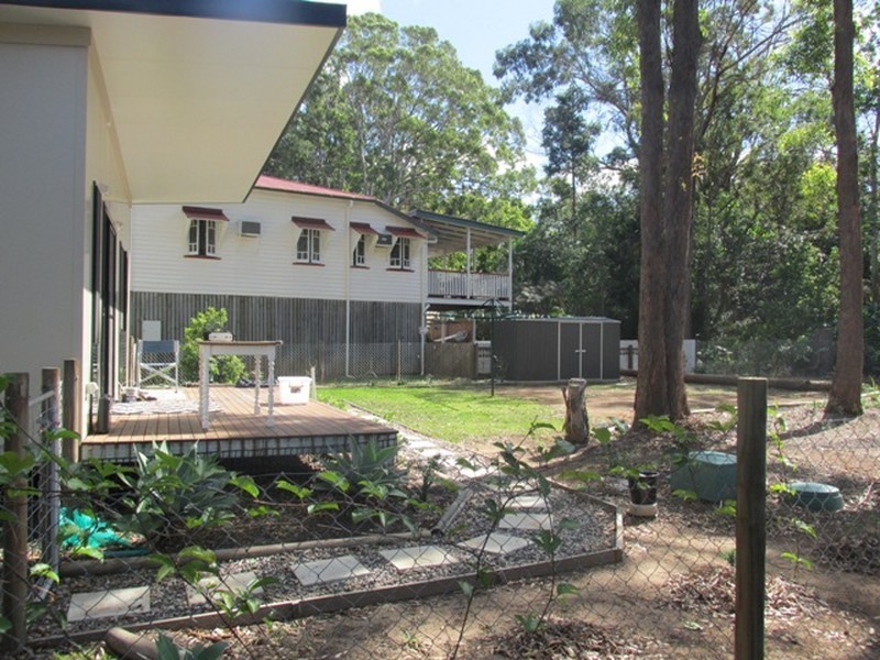 19 Pecan Street, Macleay Island QLD 4184