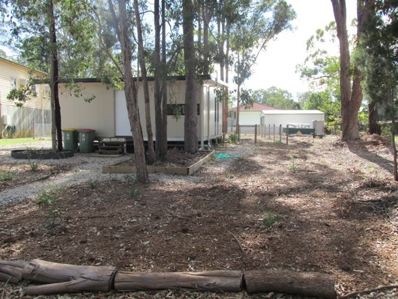 19 Pecan Street, Macleay Island QLD 4184