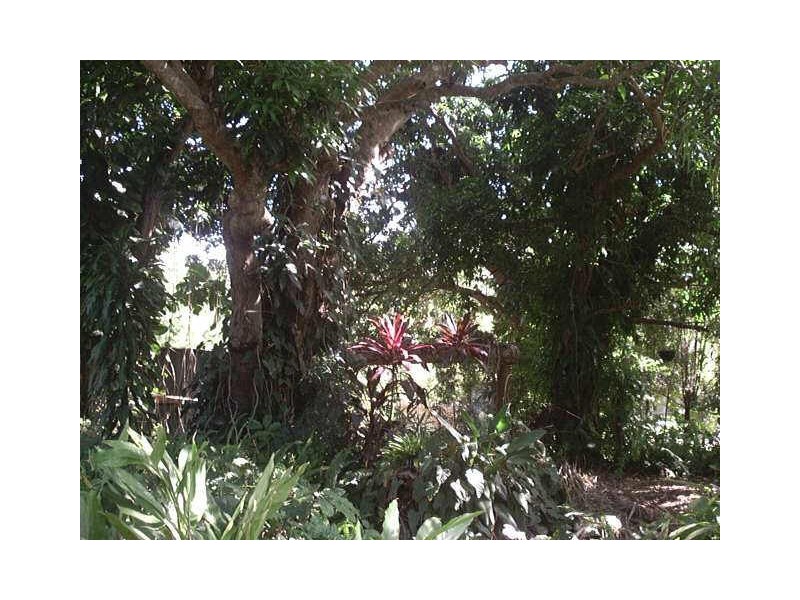 90-92 Western Rd, Macleay Island QLD 4184