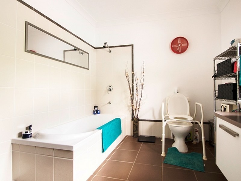 17 Magnolia street, Russell Island QLD 4184