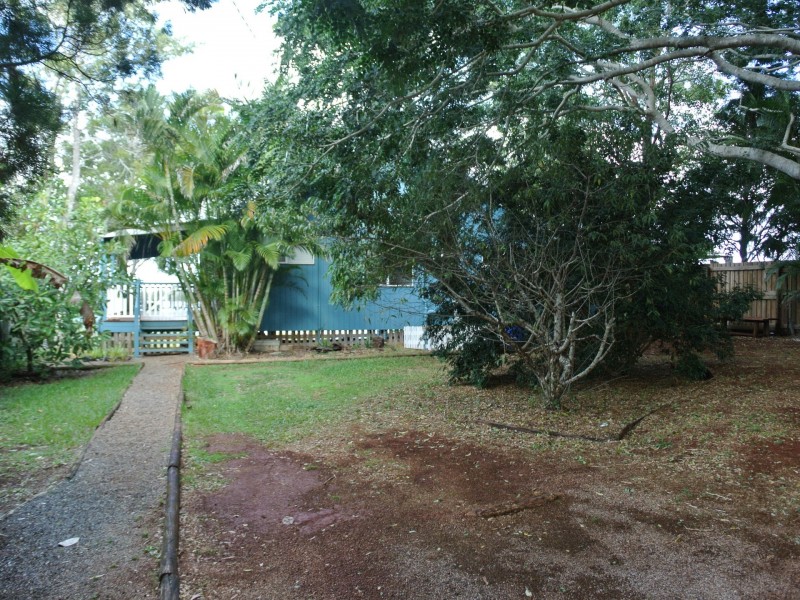 14 Emily Crescent, Macleay Island QLD 4184