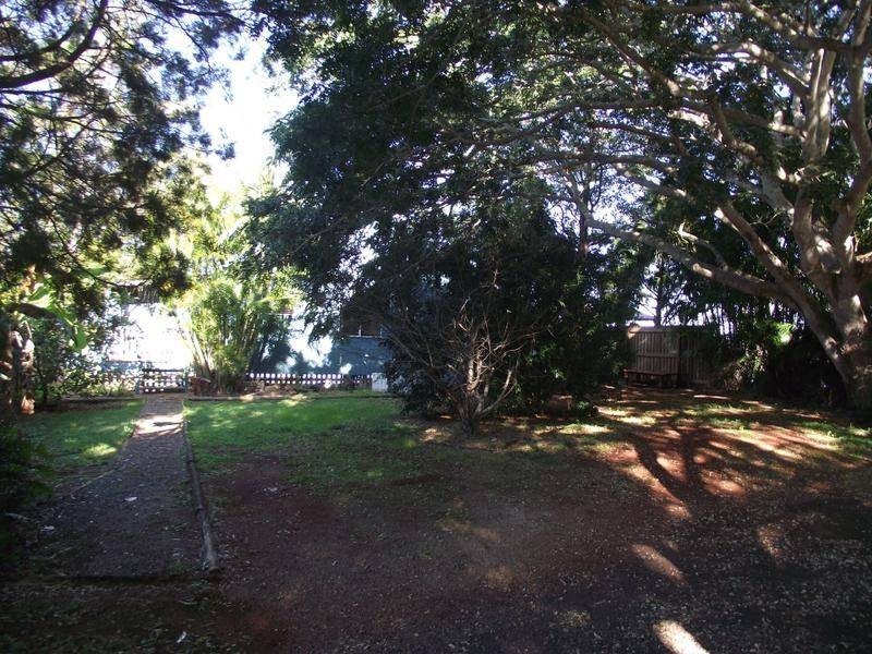 14 Emily Crescent, Macleay Island QLD 4184