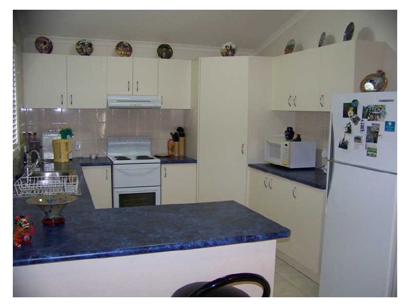 1 Link st, Lamb Island QLD 4184