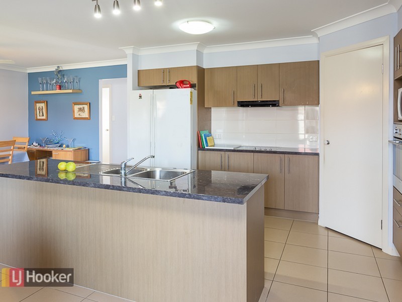 14 Lizard Place, Redland Bay QLD 4165