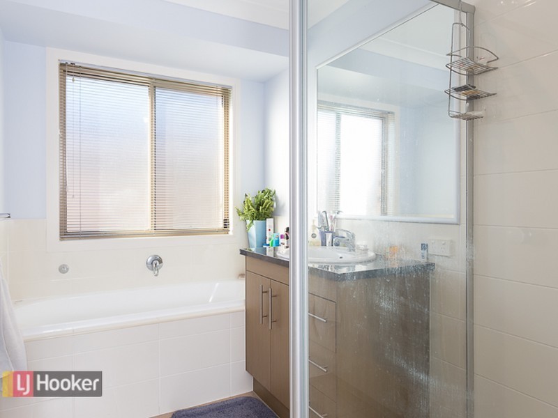 14 Lizard Place, Redland Bay QLD 4165