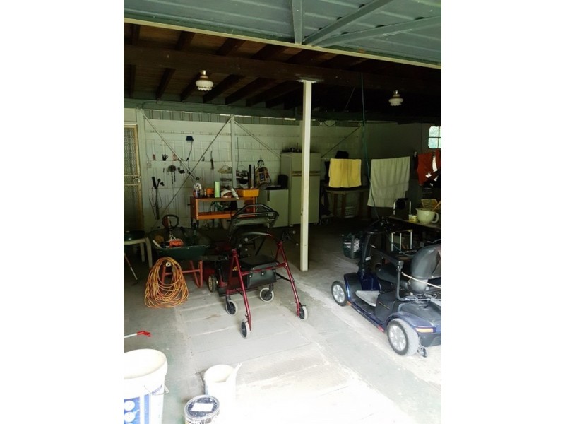 250 Centre Road, Russell Island QLD 4184