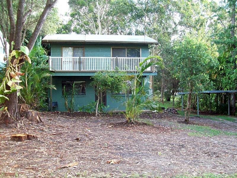14 Kooberry Street, Macleay Island QLD 4184