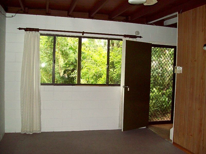 14 Kooberry Street, Macleay Island QLD 4184
