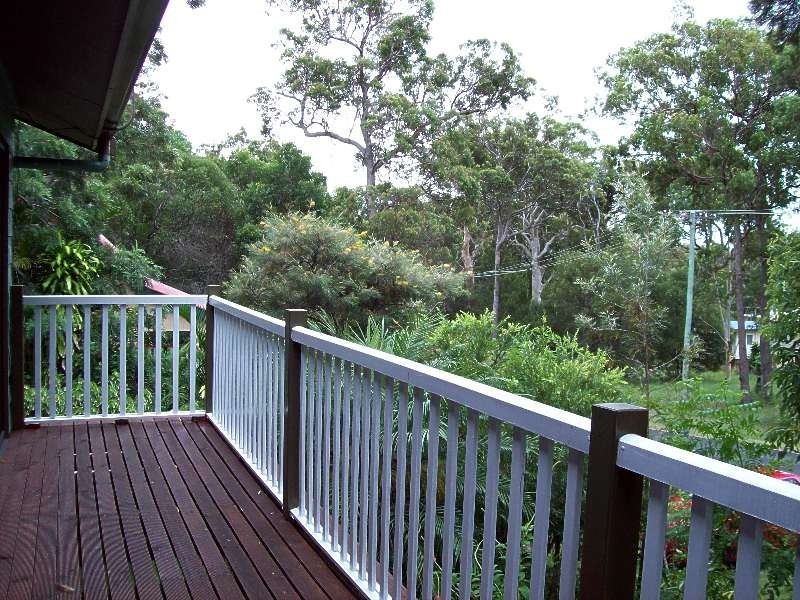 14 Kooberry Street, Macleay Island QLD 4184