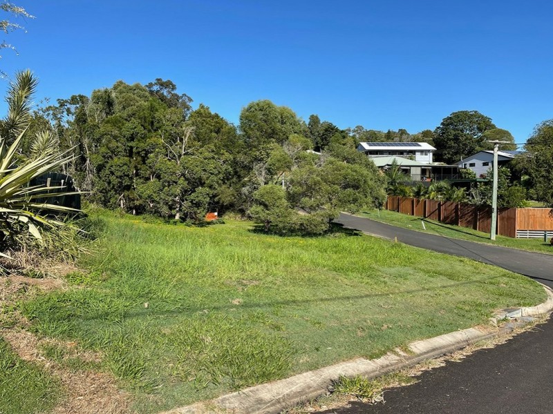 41 Timothy Street, Macleay Island QLD 4184