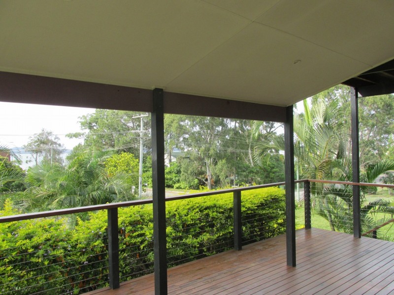 15 Mawarra Street, Macleay Island QLD 4184