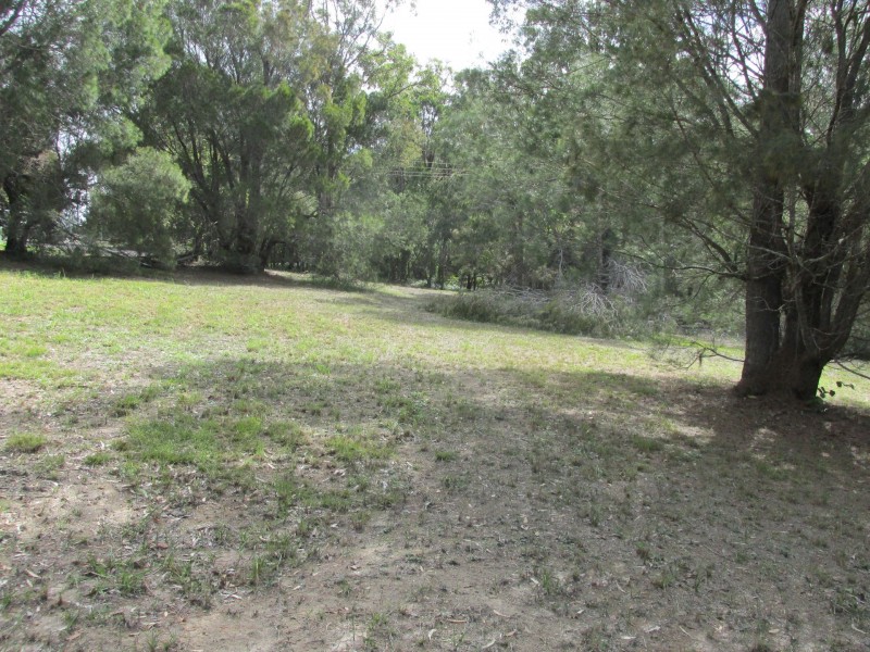 21-23 Cluan Street, Macleay Island QLD 4184
