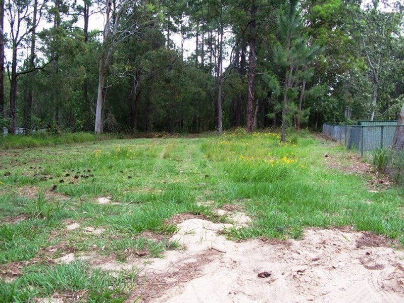 39 Nugent Street, Macleay Island QLD 4184