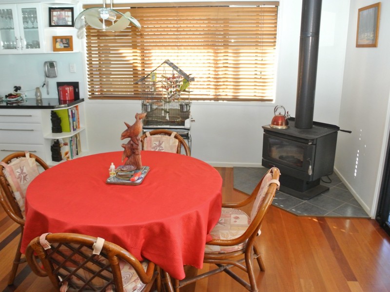 30 Lonicera Street, Macleay Island QLD 4184