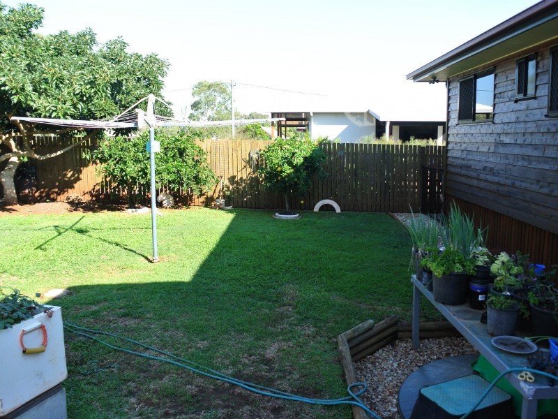 30 Lonicera Street, Macleay Island QLD 4184