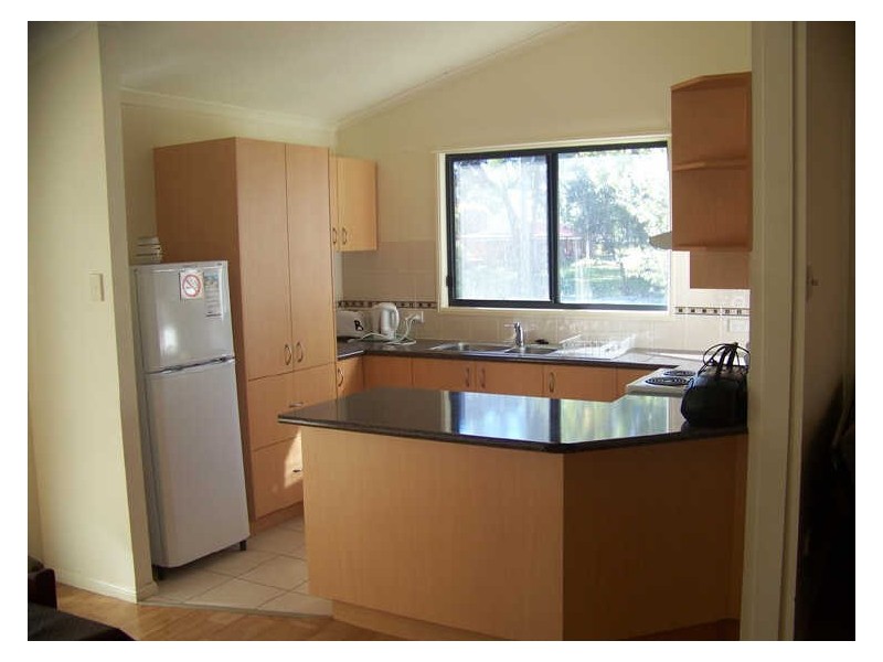 10 Tingara Street, Macleay Island QLD 4184