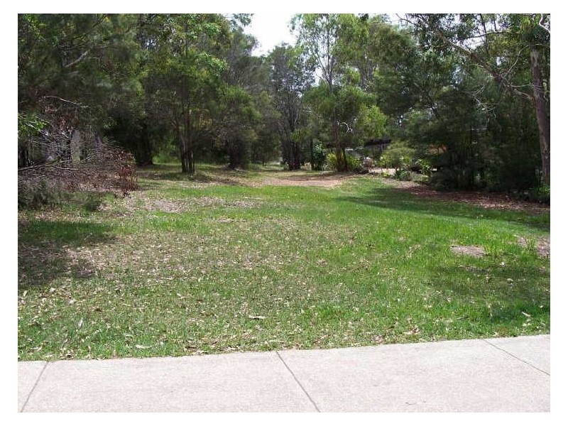 33 Southsea Terrace, Macleay Island QLD 4184