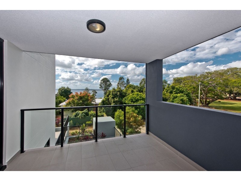 Unit 8/152 Broadwater Terrace, Redland Bay QLD 4165