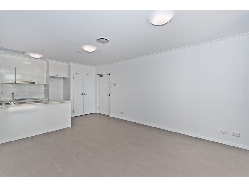 Unit 1/152 Broadwater Terrace, Redland Bay QLD 4165