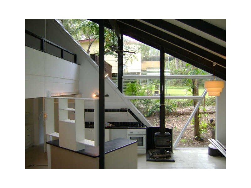 182 Kate St, Macleay Island QLD 4184