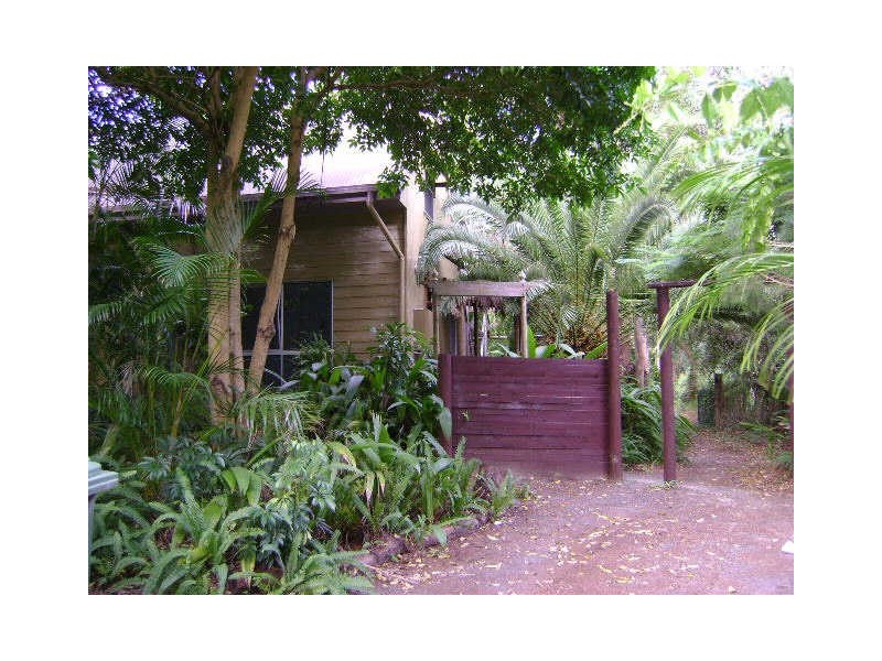 182 Kate St, Macleay Island QLD 4184