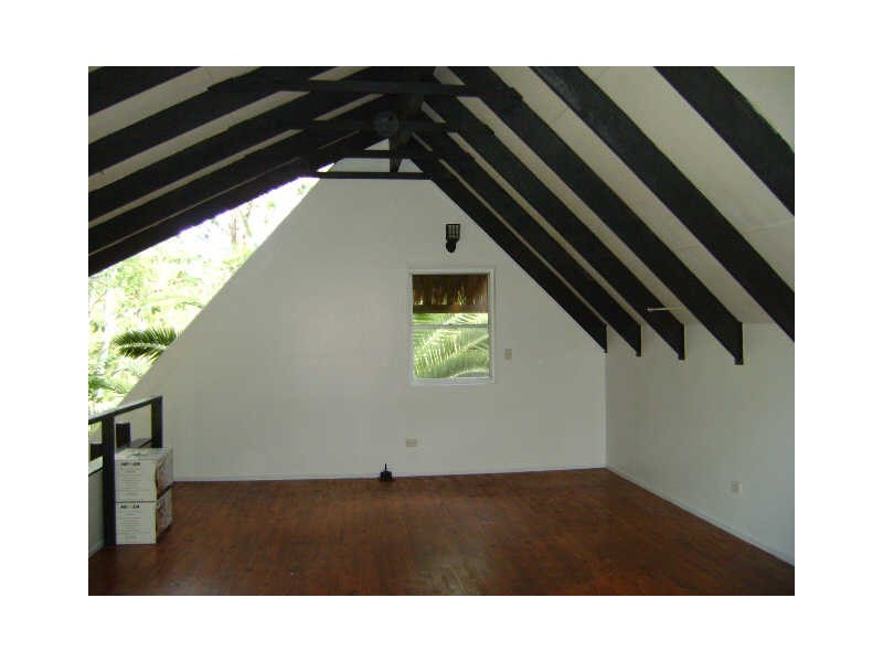 182 Kate St, Macleay Island QLD 4184