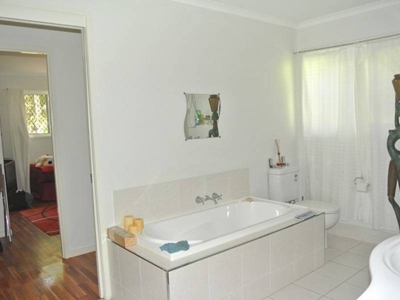 56 Alexander, Macleay Island QLD 4184