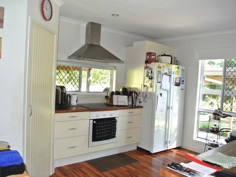 56 Alexander, Macleay Island QLD 4184