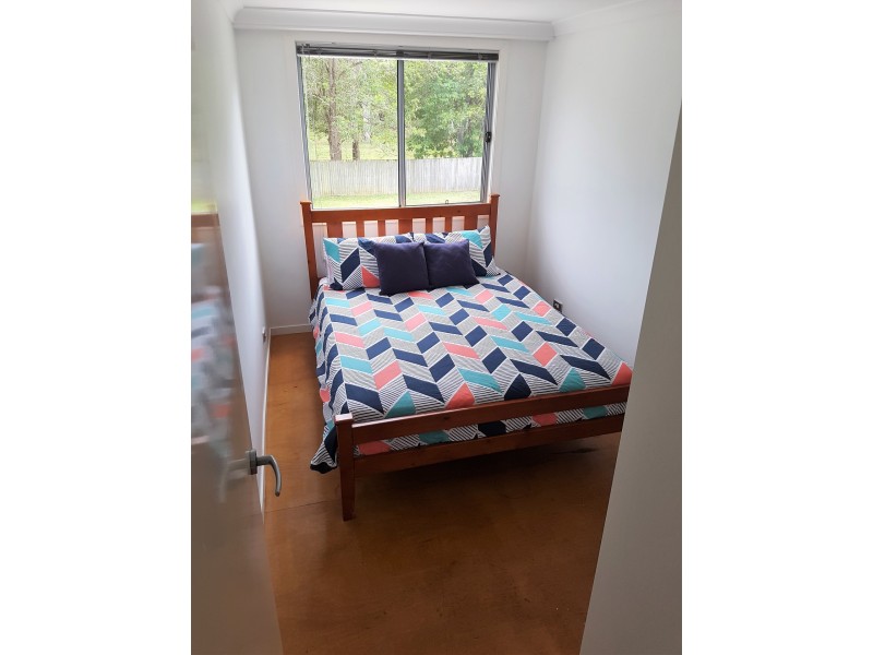 5 Granadilla Street, Macleay Island QLD 4184