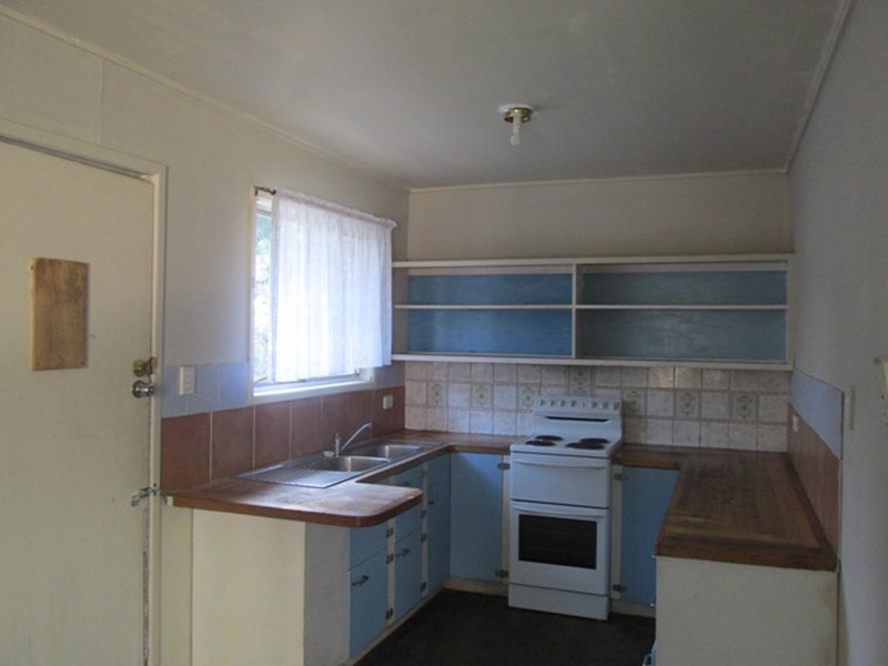 11-13 Sandpiper Parade, Macleay Island QLD 4184