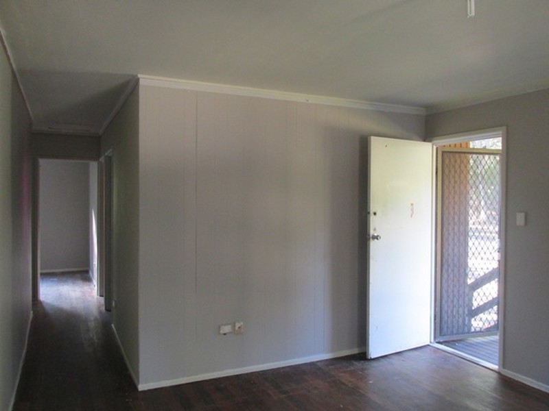 11-13 Sandpiper Parade, Macleay Island QLD 4184