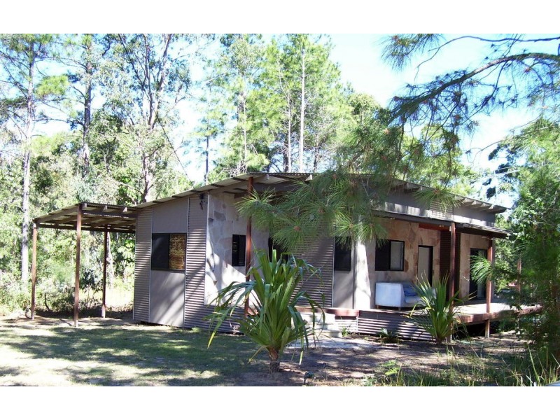 29 Nugent Street, Macleay Island QLD 4184