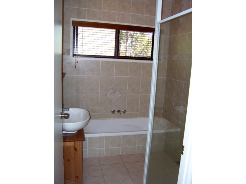29 Nugent Street, Macleay Island QLD 4184