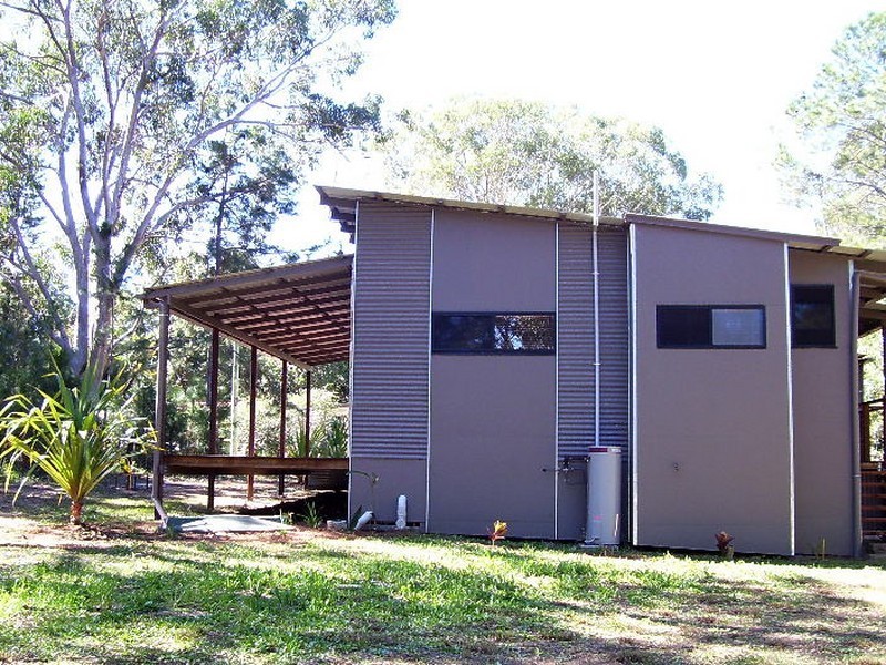 29 Nugent Street, Macleay Island QLD 4184