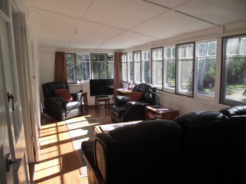 7 Brook Haven, Lamb Island QLD 4184