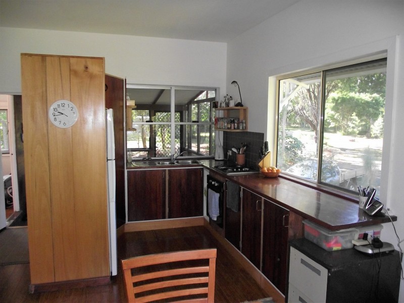 7 Brook Haven, Lamb Island QLD 4184