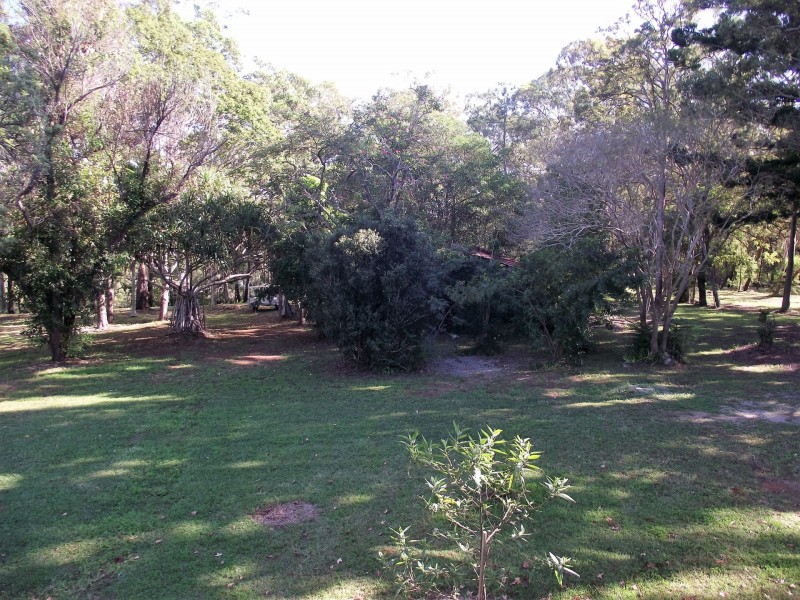 7 Brook Haven, Lamb Island QLD 4184