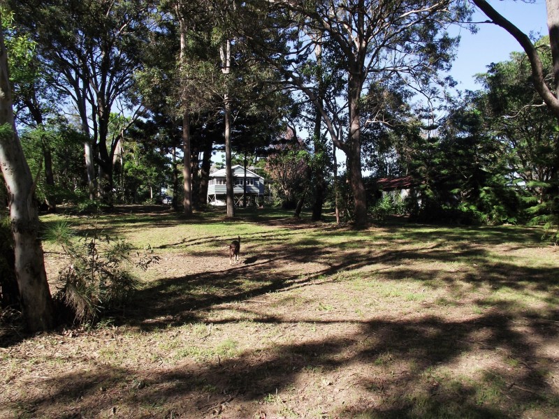 7 Brook Haven, Lamb Island QLD 4184