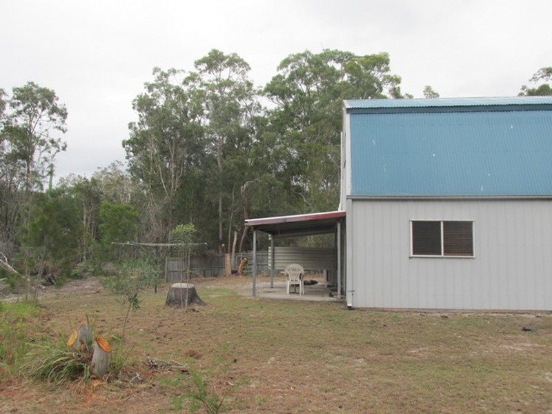 17 Undine Street, Macleay Island QLD 4184