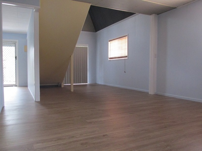 17 Undine Street, Macleay Island QLD 4184