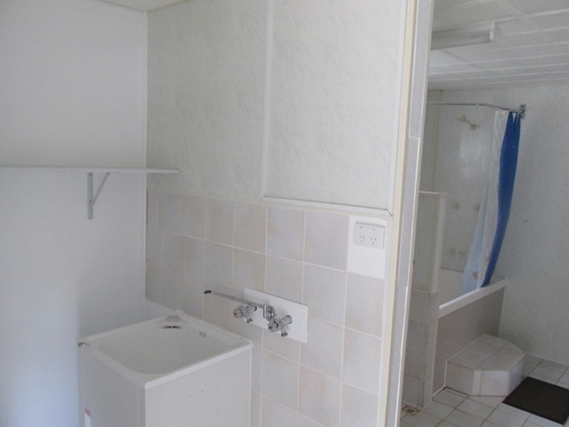 17 Undine Street, Macleay Island QLD 4184