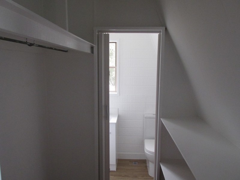 17 Undine Street, Macleay Island QLD 4184