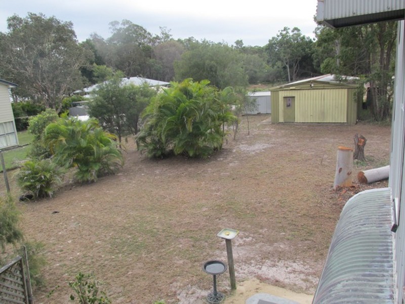 17 Undine Street, Macleay Island QLD 4184