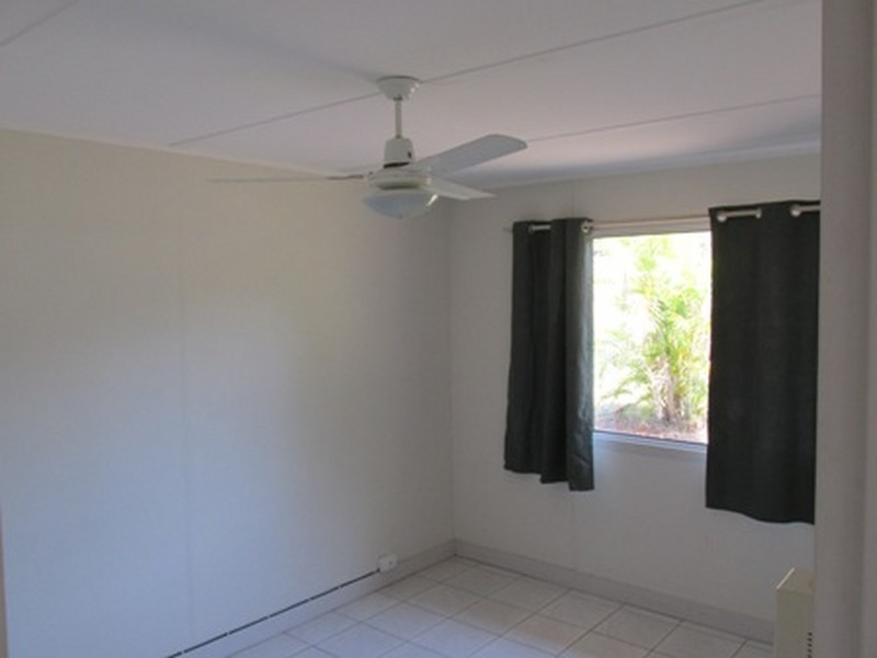 30 Curlew Street, Macleay Island QLD 4184